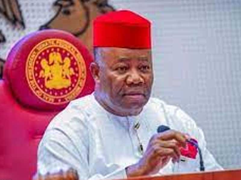 Akpabio Fetes Constituents, Awards N.5 million Scholarship to 37 Students